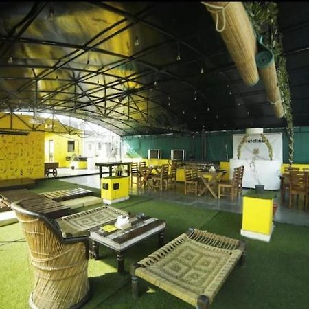 The Heistel Albergue Nueva Delhi Exterior foto